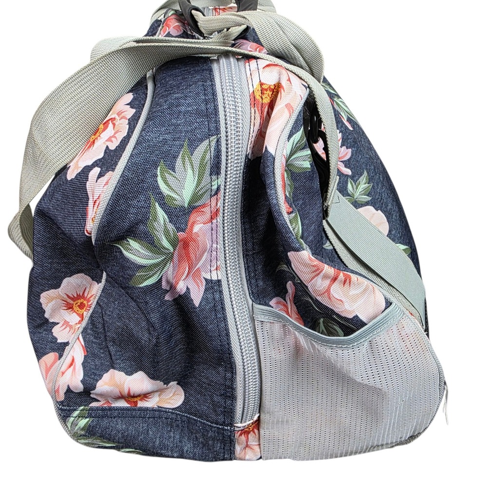 Vooray Burner Gym Duffel Bag Women Large Navy Pink Floral Good Shoe Compartment - Picture 3 of 13